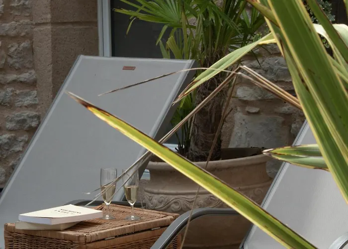 Les De La Marquise Penzion 4*