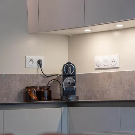 بيت ضيافة Les De La Marquise مارتيل