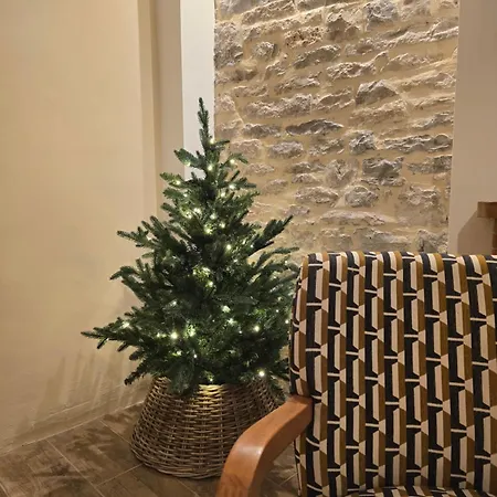 Les De La Marquise بيت ضيافة 4*